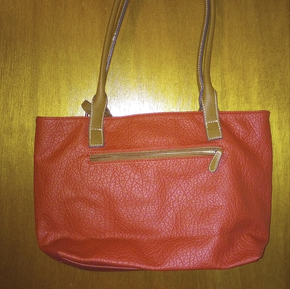 Purse - Picture 2 of 3
